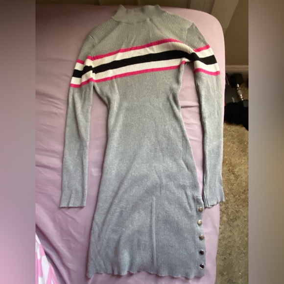 2 Dresses + 1 Top - Perfect for Spring🌸 - Picture 8 of 11